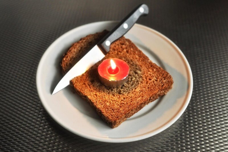 The Benefits of Using a Ceramic Kitchen Knife in Your...