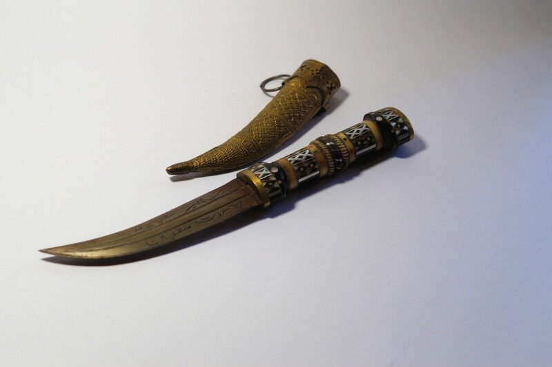 Top 10 Uses of the Kukri in Modern Survival Scenarios