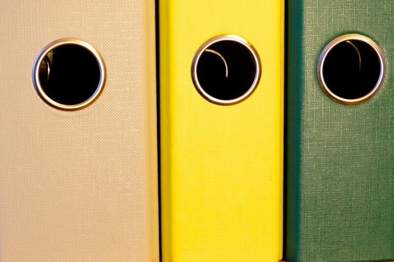 How to Care for Your Gentleman’s Folder: Tips and Tricks