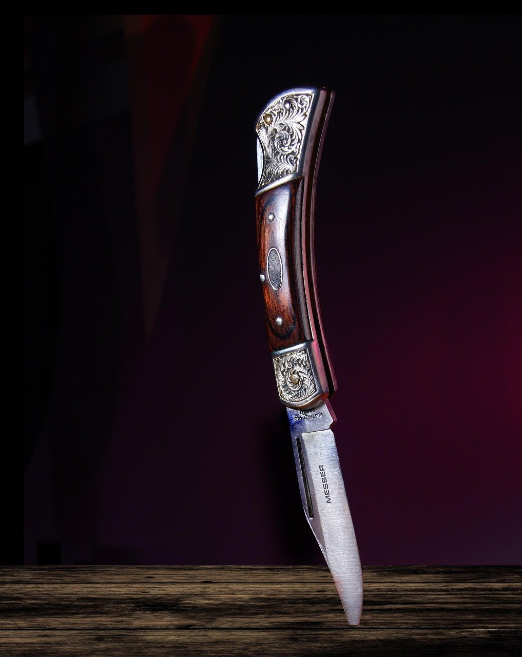 Top 5 Folding Knives for Everyday Carry: A Comprehensive Review