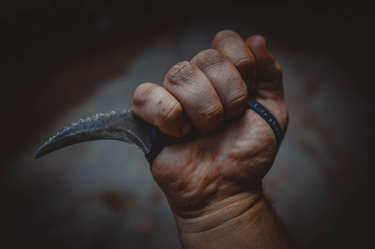 Cimeter Knife Maintenance: Tips for Long-lasting Sharpness Cimeter Knife Maintenance: Tips for Long-lasting Sharpness