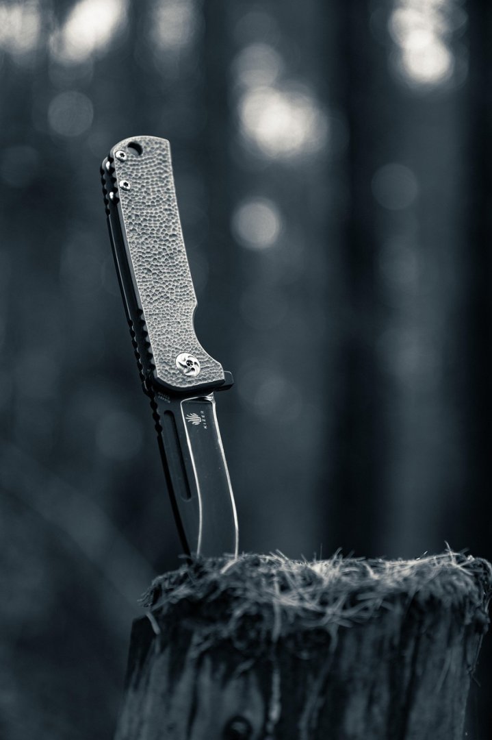 Essential Features of the Best Bushcraft Knives