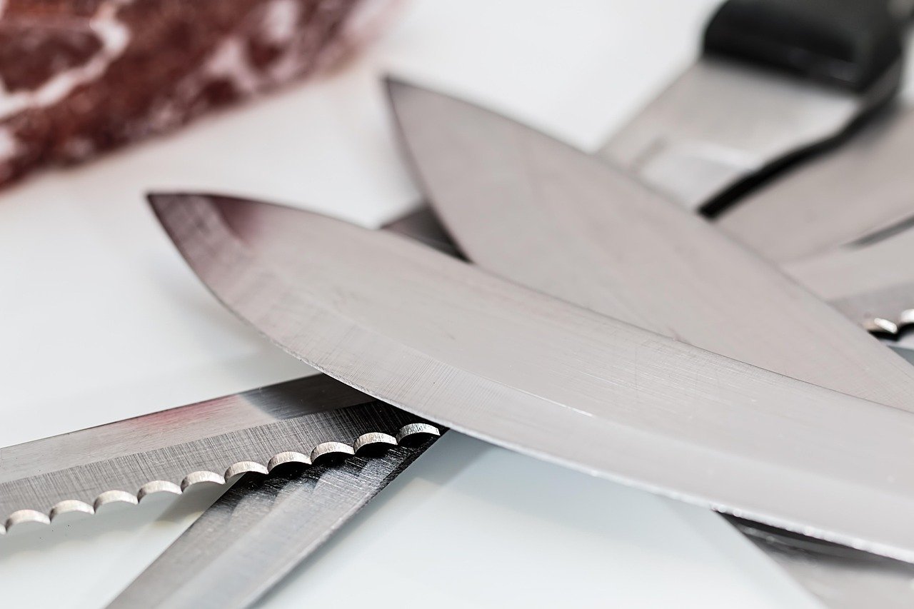 Carving Knife Types: Which One Is Right for You?
